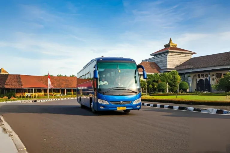 Jelajahi Lombok dengan Mudah: Panduan Lengkap Sewa Bus Lombok & Destinasi Menakjubkan